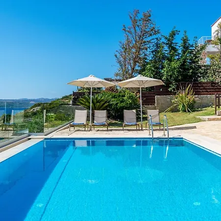 Hectoras In By Apokoronas-villas Villa
