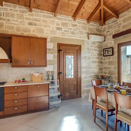 Villa Hectoras In By Apokoronas-villas